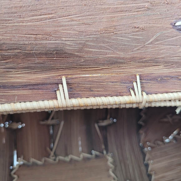 Vintage handmade footed wooden box handbag - Picture 13 of 14